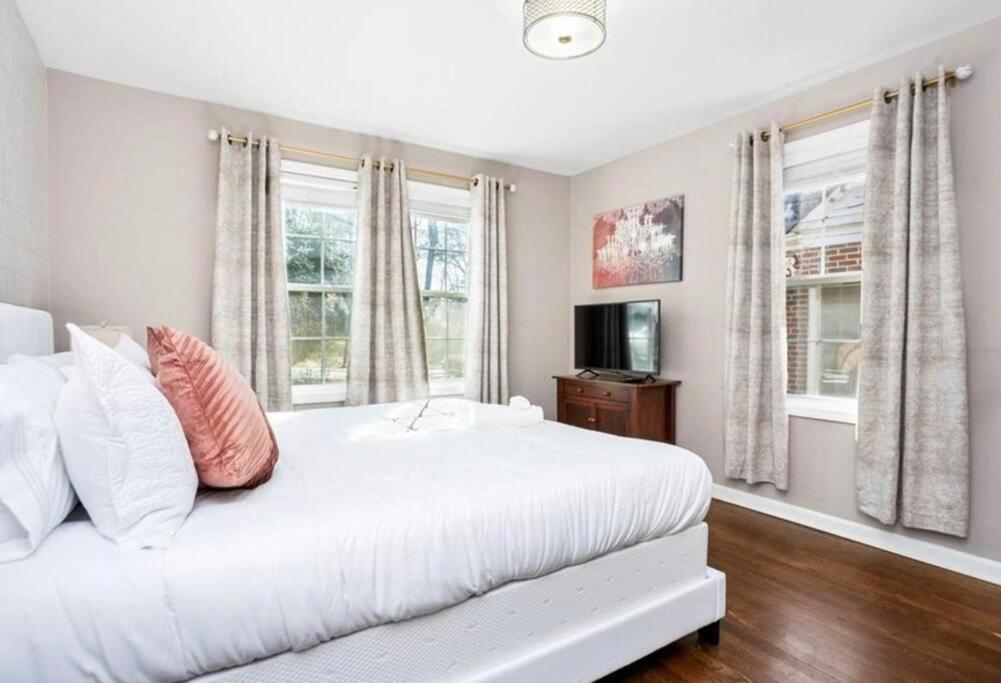 Modern 3Bd Cottage Home W/Private Hottub Atlanta Buitenkant foto